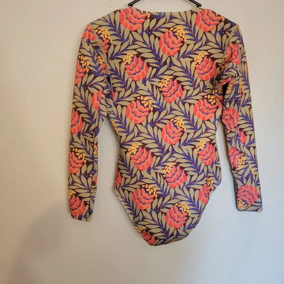 Seea Harper Surf Suit - Picture 4 of 6